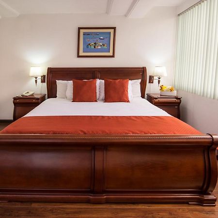 Hotel Cordero クエンカ エクステリア 写真
