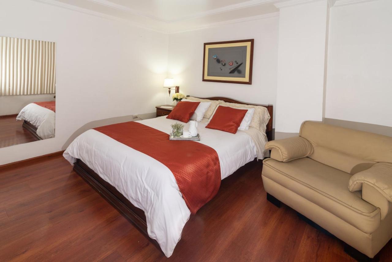 Hotel Cordero クエンカ エクステリア 写真