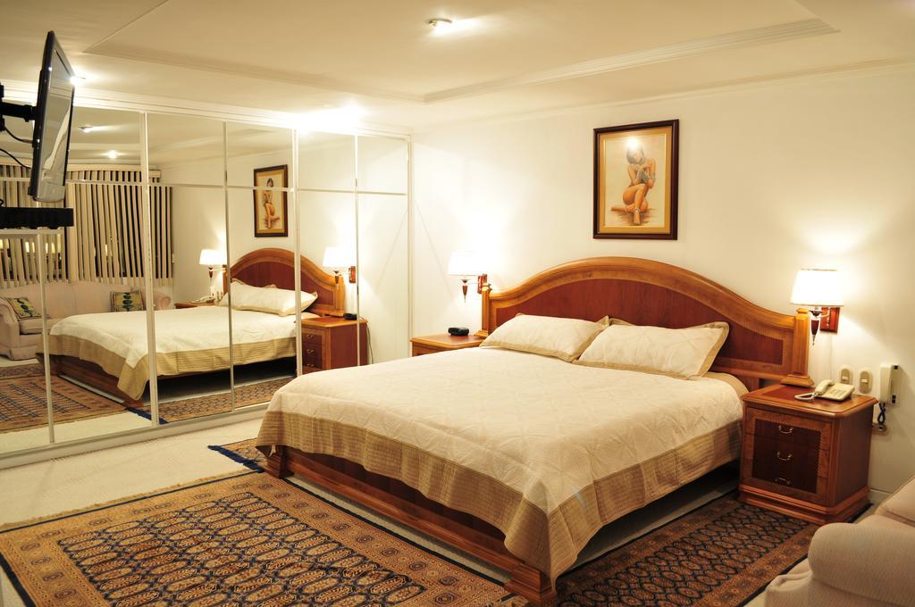 Hotel Cordero クエンカ エクステリア 写真