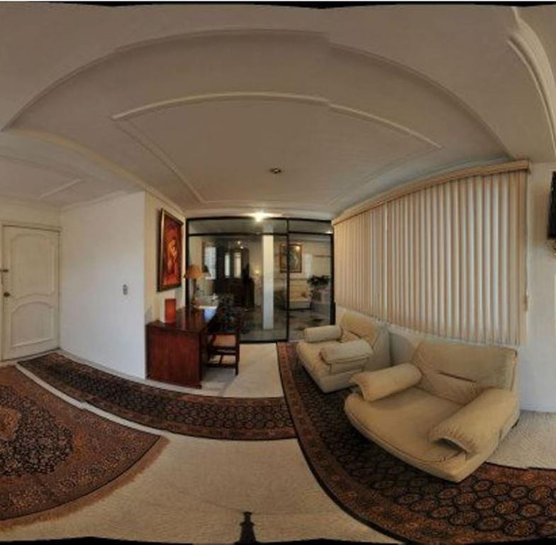 Hotel Cordero クエンカ エクステリア 写真