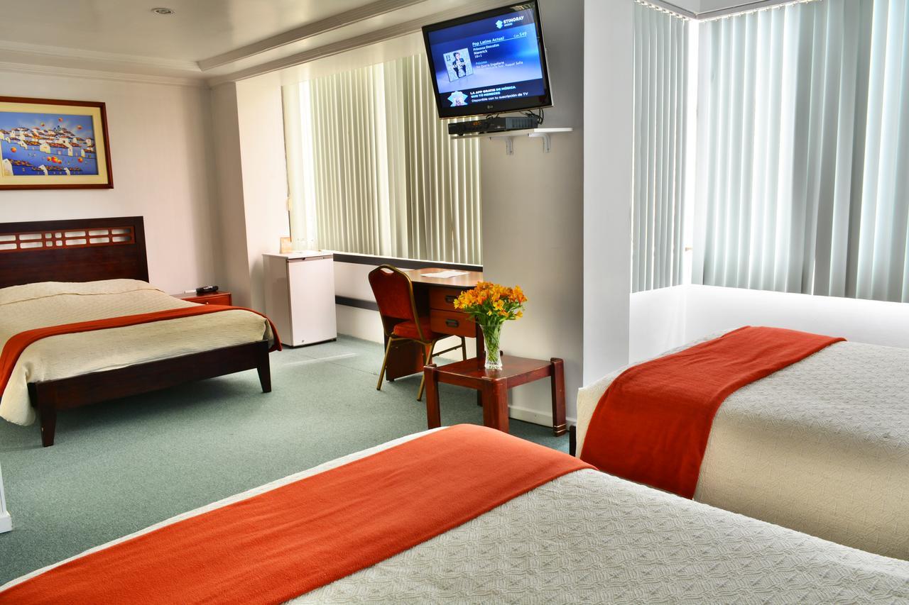 Hotel Cordero クエンカ エクステリア 写真